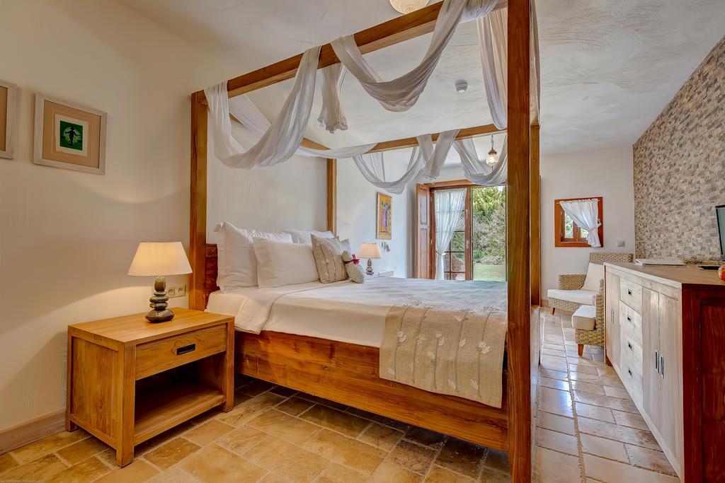 Alacati Kapari Hotel - Special Category Екстериор снимка