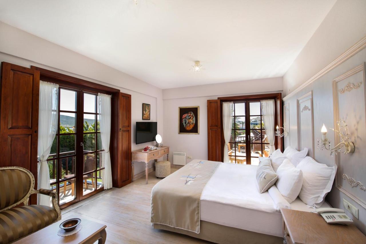 Alacati Kapari Hotel - Special Category Екстериор снимка