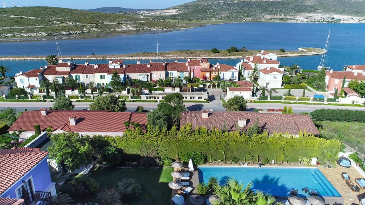 Alacati Kapari Hotel - Special Category Екстериор снимка